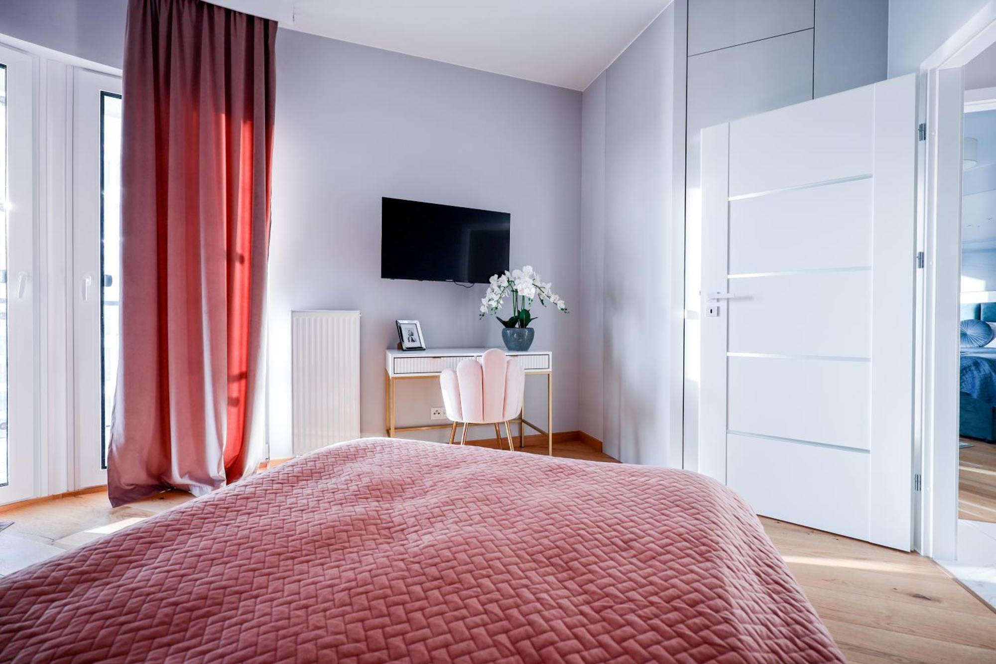 Apartament Kasprzaka 29 Wola Tower 3 Rooms, 80m2 16th Floor, Free Garage By Perfect